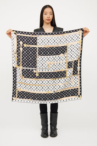 Louis Vuitton Black 
White Monogram Confidential Scarf