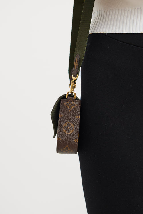 Louis Vuitton Monogram Strap 
Go Bag