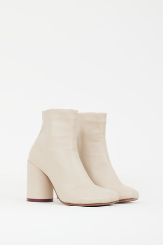 MM6 Maison Margiela Cream Leather Anatomic Ankle Boot