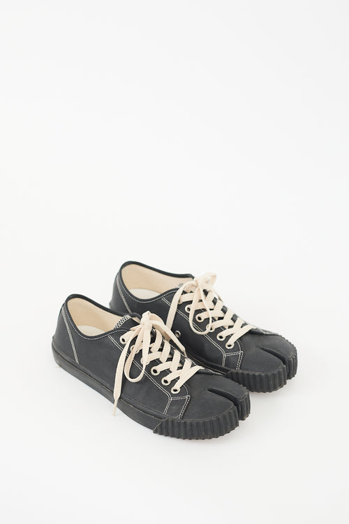 Maison Margiela Black 
Cream Canvas Tabi Sneaker