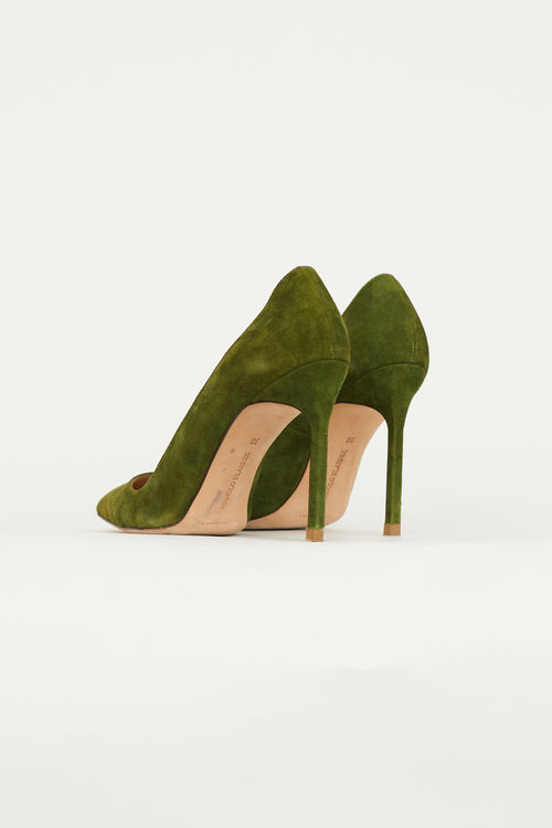 Manolo Blahnik Green Suede Pointed Toe Pump