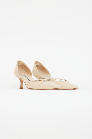 Manolo Blahnik Beige Leather Pointed Toe Pump