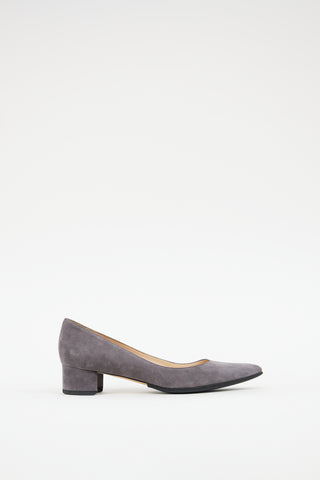 Manolo Blahnik Grey Suede Listony Pump