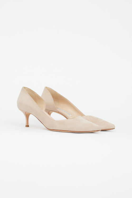 Manolo Blahnik Beige Suede D
orsay Heel