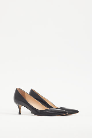 Manolo Blahnik Black Leather BB 50 Pump