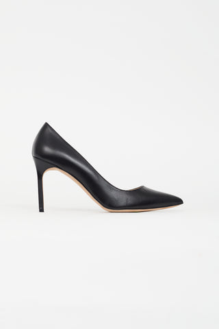 Manolo Blahnik Black Leather Pointed Toe Pump