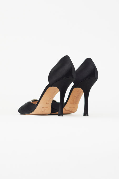 Manolo Blahnik Black Satin Sedaraby D
Orsay Pump