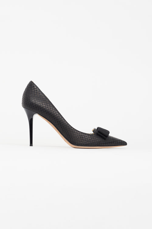 Jimmy Choo Black Textured Pointed Toe Pump