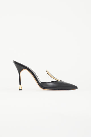 Manolo Blahnik Black 
Gold Leather Geometric Embellished Mule