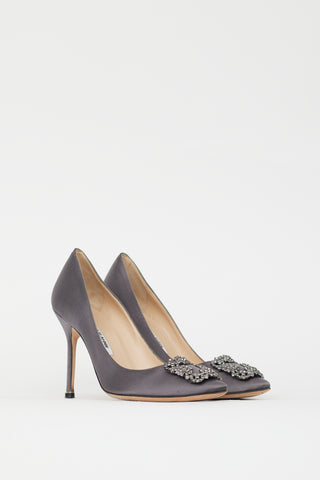 Manolo Blahnik Grey Satin Hangisi Pump