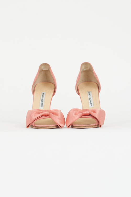 Manolo Blahnik Pink Satin Bow Clausado Heel