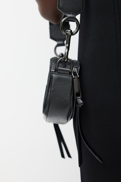 Marc Jacobs Black Textured Leather Snapshot Bag