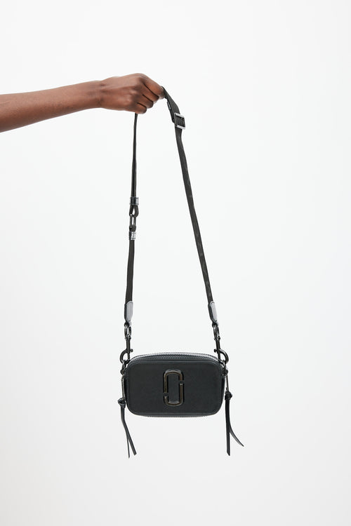 Marc Jacobs Black Textured Leather Snapshot Bag