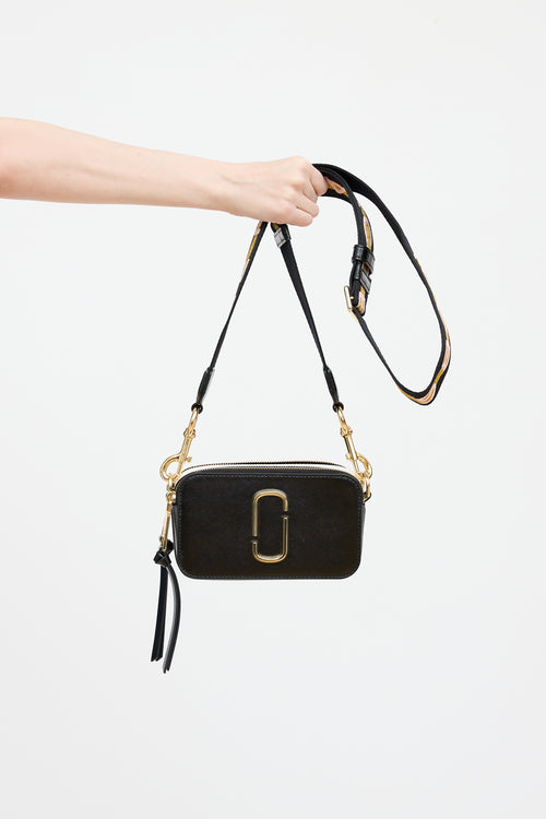 Marc Jacobs Black 
White Leather Snapshot Bag