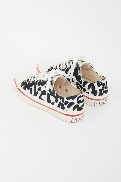 Marni White 
Black Patterned Sneaker