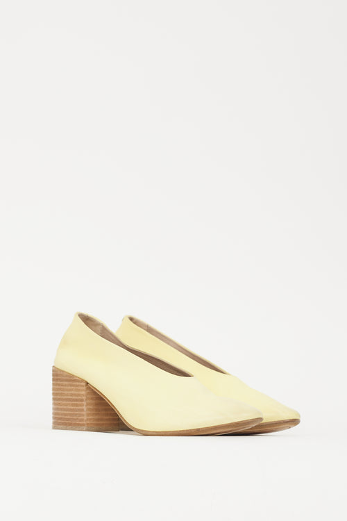 Marsèll Yellow 
Brown Leather Rounded Toe Pump