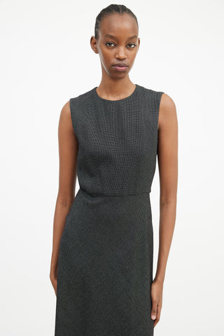 Max Mara Black 
White Sleeveless Sheath Dress