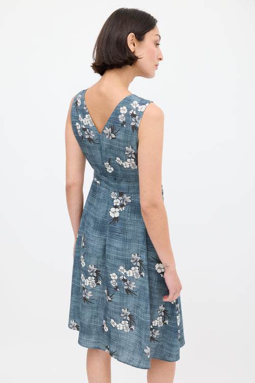 Max Mara S Blue 
White Floral Tie Waist Shift Dress