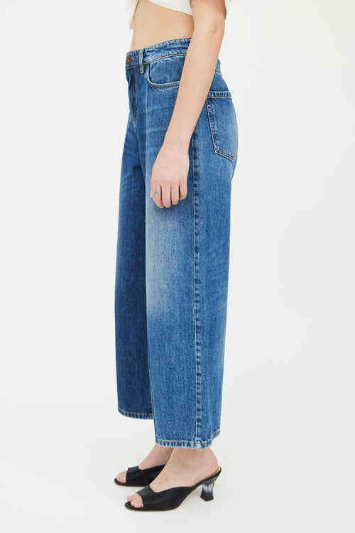 Max Mara Medium Wash Pleated Wide Leg Jean