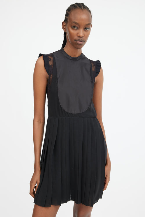 2014 Black Lace Panelled Pleated Dress