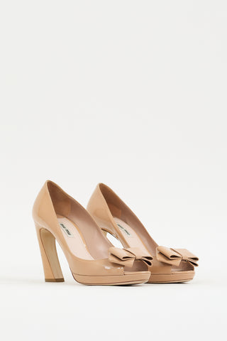 Miu Miu Beige Patent Bow Curved Pump