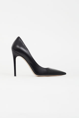 Miu Miu Black Leather D
Orsay Pump