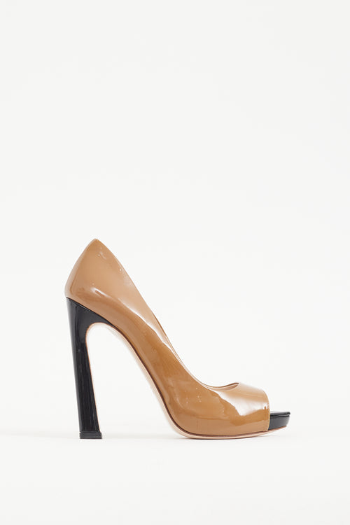 Miu Miu Brown 
Black Patent Leather Pump