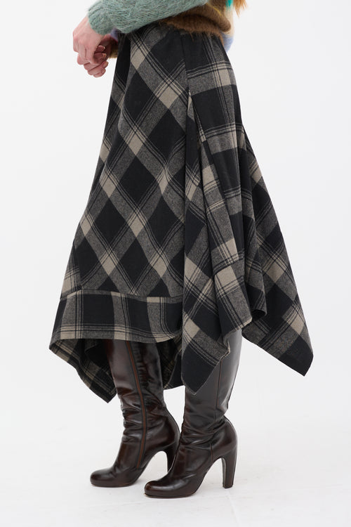 Moyuru Black 
Beige Wool Plaid Handkerchief Skirt