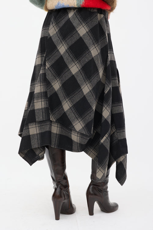 Moyuru Black 
Beige Wool Plaid Handkerchief Skirt