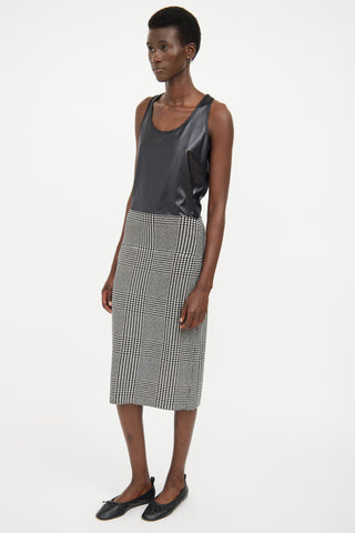 Norma Kamali Black 
White Houndstooth Print Skirt