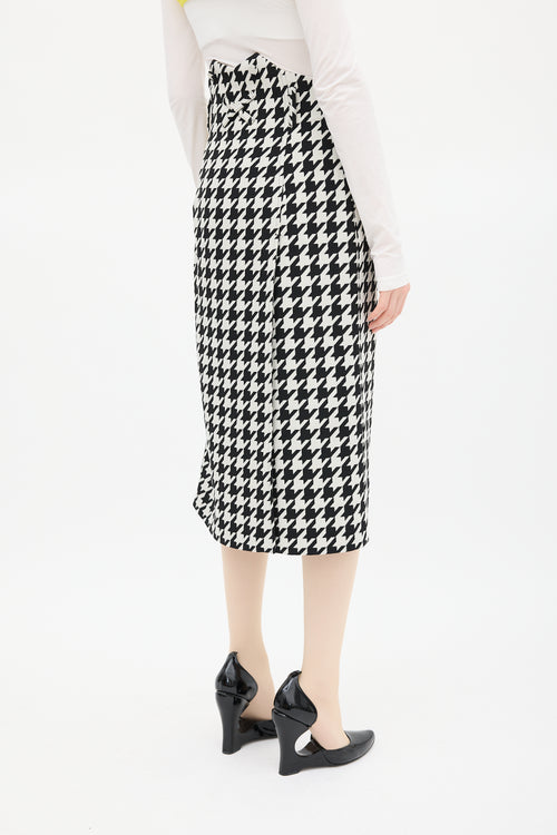 Off-White Black 
White Houndstooth Logo Skirt