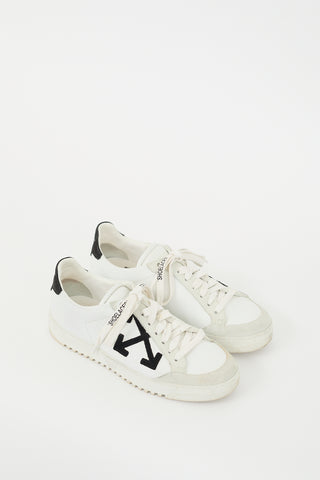 Off-White White 
Black Leather Cup Sole 2.0 Logo Sneaker