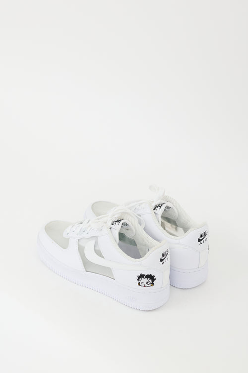 Olivia Kim X Nike White Air Force 1 Low 
07 Sneaker