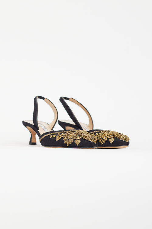 Oscar de la Renta Black 
Gold Beaded Slingback Mule