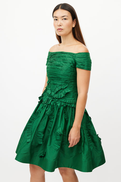 Oscar de la Renta Green Pleated Off The Shoulder Dress