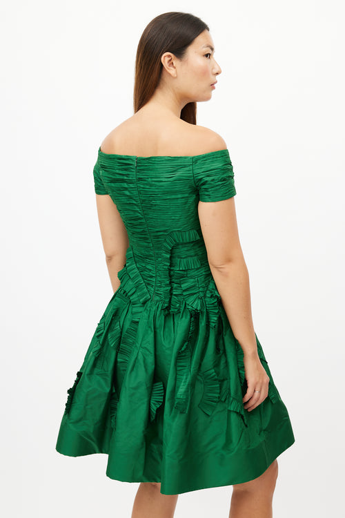 Oscar de la Renta Green Pleated Off The Shoulder Dress