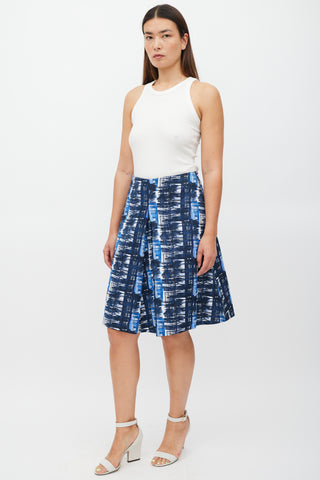 Oscar de la Renta White 
Blue Pleated Abstract Skirt