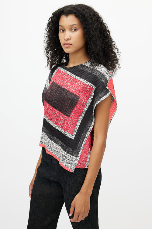 Pleats Please Issey Miyake Black 
Pink Print Top