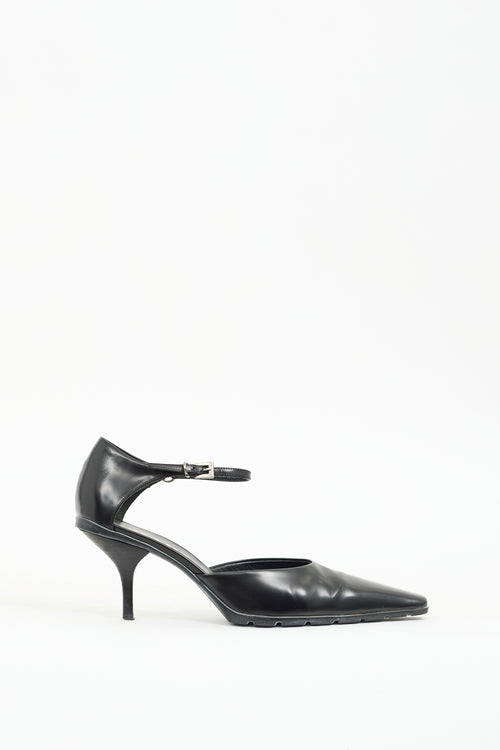 Prada Black Leather D
Orsay Pump