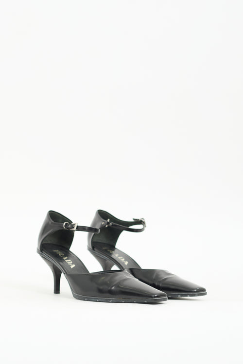 Prada Black Leather D
Orsay Pump