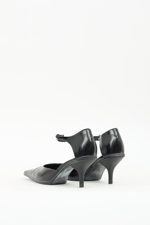 Prada Black Leather D
Orsay Pump