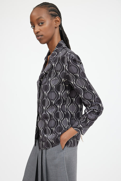 Black Grey 
White Geometric 
Swirl Printed Shirt