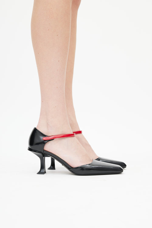 Prada Black 
Red Patent Pump