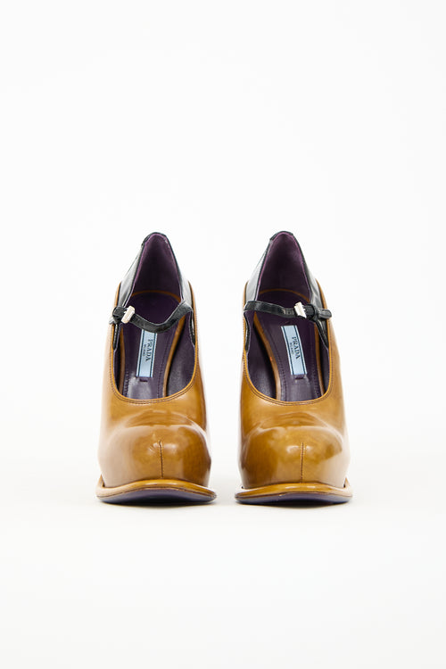 Prada FW 2012 Brown 
Black Leather Platform Heel