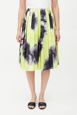 Prada Green 
Black Pleated Tie Dye Skirt