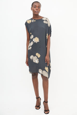 Rabens Saloner Dark Grey 
Multi Floral Shift Dress