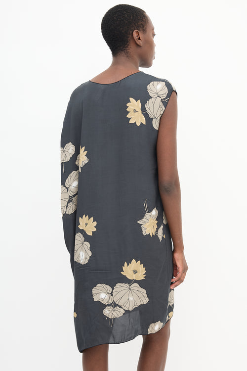 Rabens Saloner Dark Grey 
Multi Floral Shift Dress