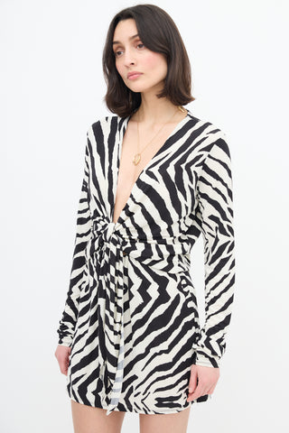 Rat 
Boa Black 
White Allegra Wrap Dress