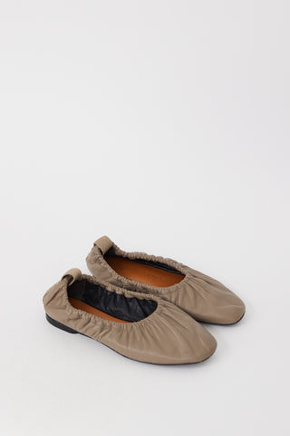 Rag 
Bone Taupe Leather Elly Ballet Flat