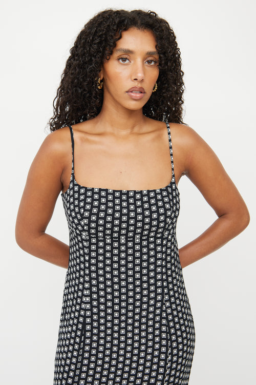 Black 
White Print Sleeveless Dress